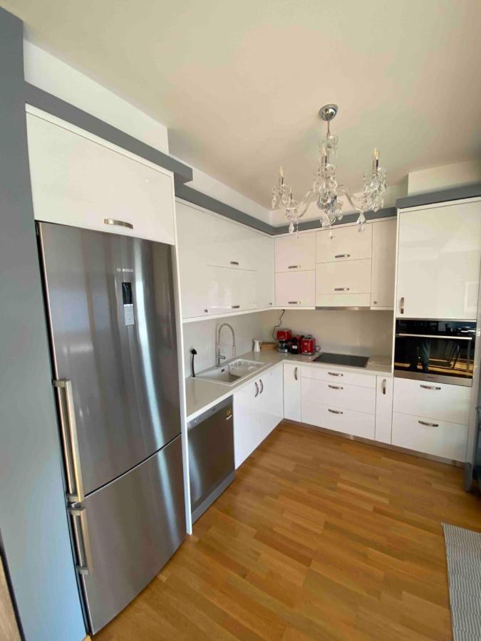 365 Urban Suite Heraklion  Bagian luar foto