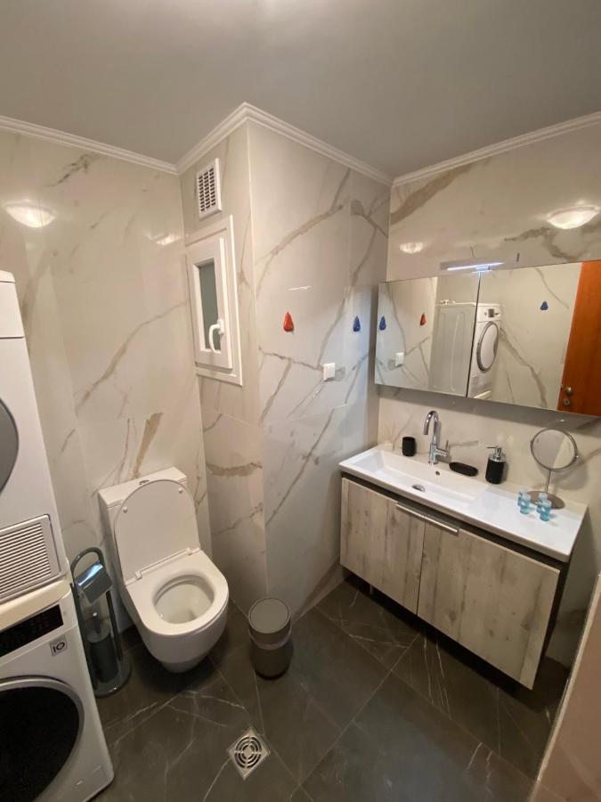 365 Urban Suite Heraklion  Bagian luar foto